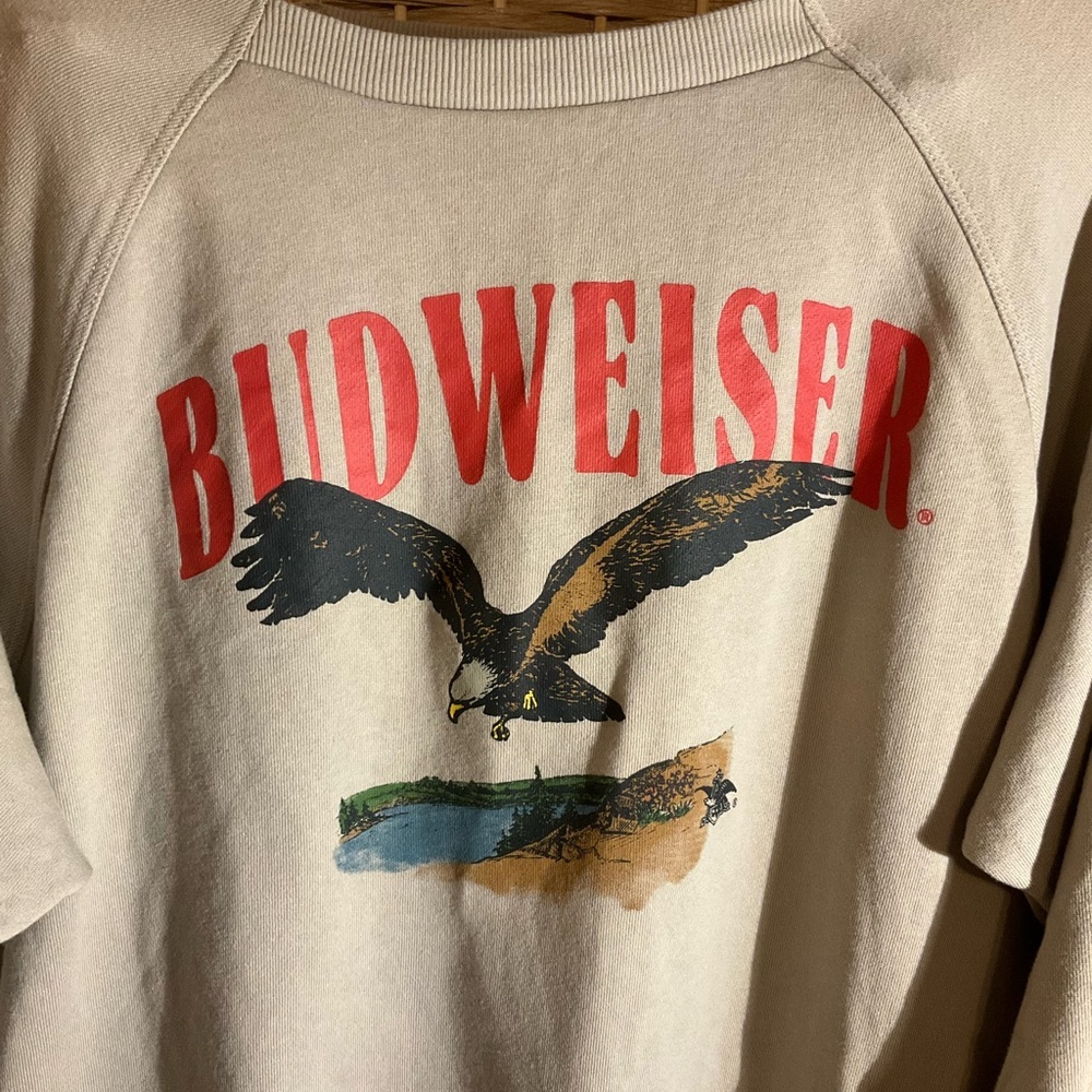 🦅 Budweiser Eagle Graphic Sweatshirt - Picture 4 of 10
